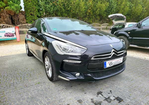 Citroen DS5 cena 42500 przebieg: 199900, rok produkcji 2013 z Białogard małe 407